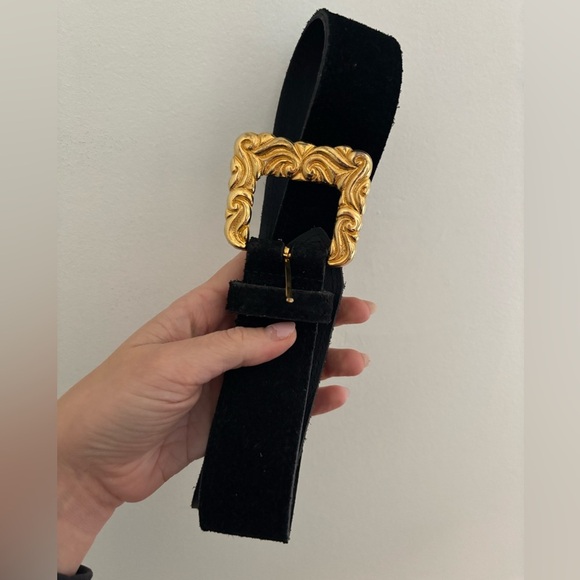 Charles Garre Suede Belt with Gold Buckle - Picture 7 of 8